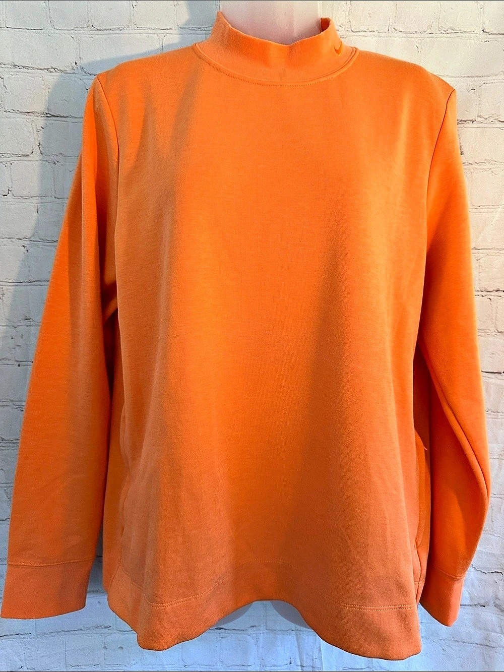 Nike Dri-FIT Loose Fit Zipper Back and Pockets Pullover Orange Large Like New